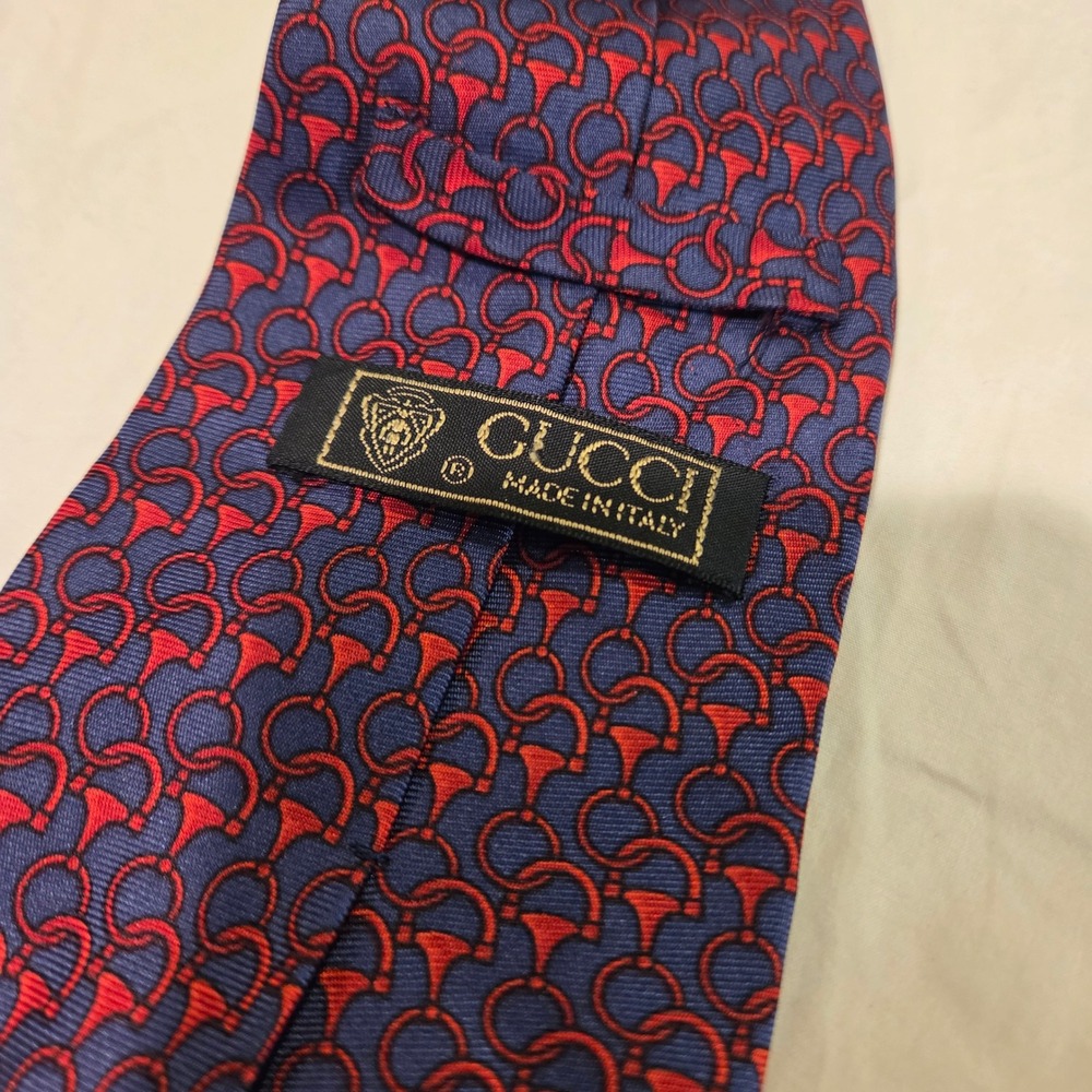 Vintage Gucci 100% Silk Necktie Horsebit Pattern, Made In Italy, Red Blue - Picture 4 of 10